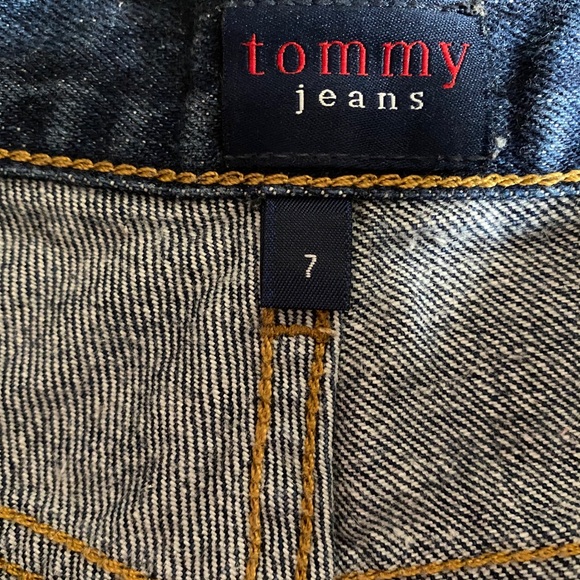 Tommy Hilfiger Jean Short - Picture 4 of 4